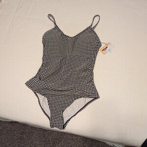 Kona Sol one piece full coverage swimsuit- M